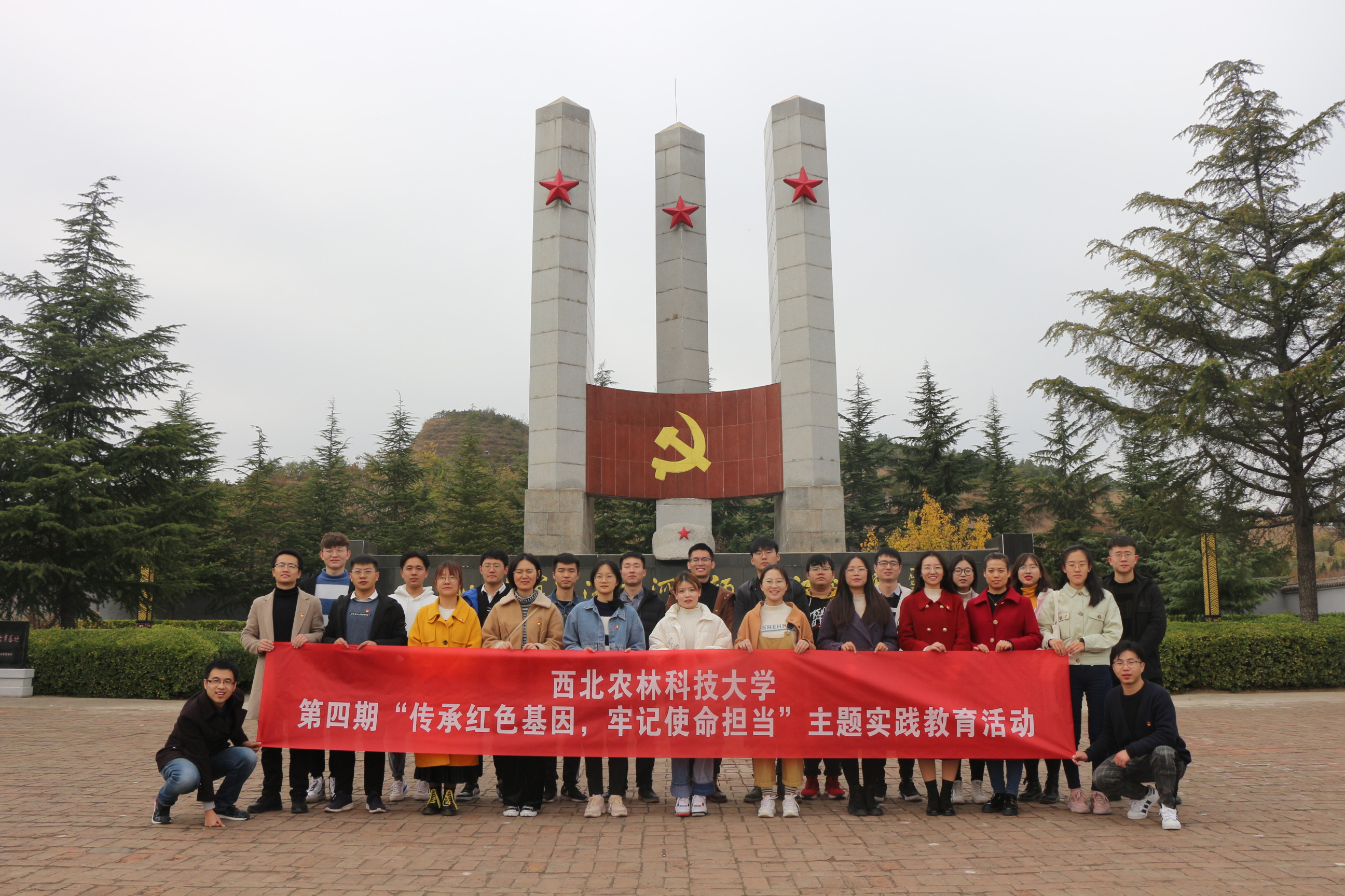 b94e872864fb46efa1382deb78842083.jpg b94e872864fb46efa1382deb78842083.jpg